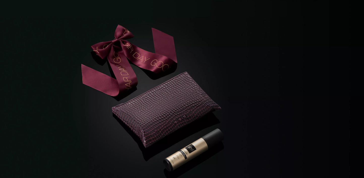 GHD - Coffret Noël Cherry Chic - Trousse de coiffage - Accessoires cheveux - Bordeaux